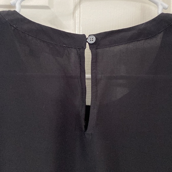 Loft black flutter detail boxy woven tank shirt with lace details in front - Picture 7 of 7